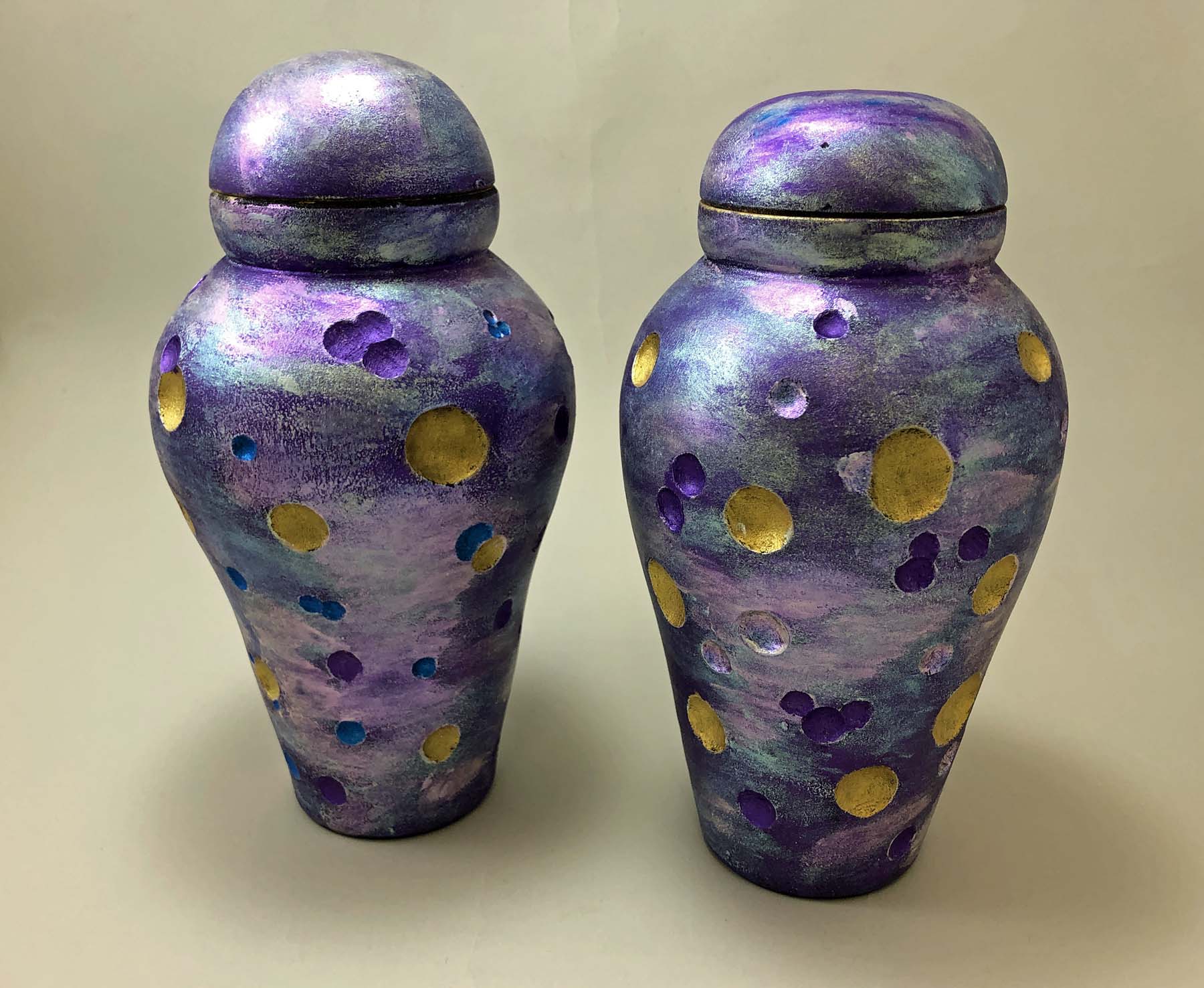 Turned vessel by a Chicago Woodturners member